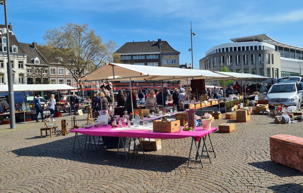 Kofferbakmarkt Duindorp Schoorl in Bergen aan Zee
